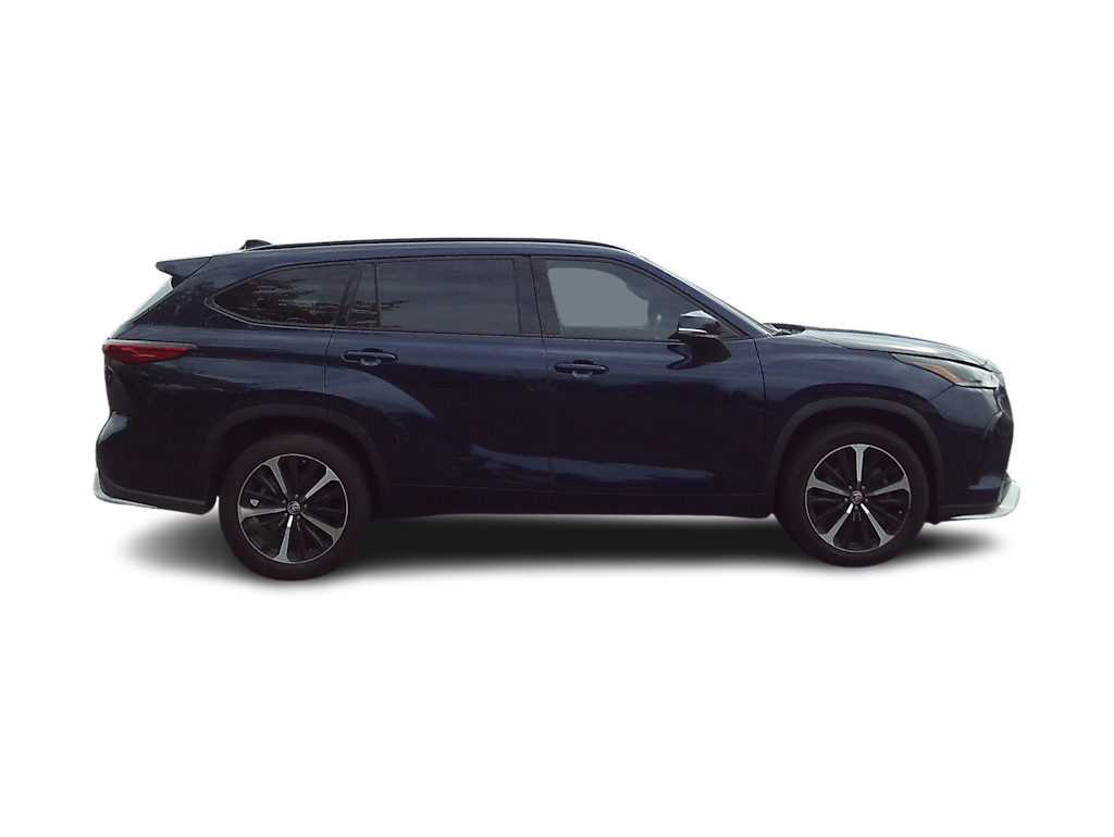 Thumbnail: 2021 Toyota Highlander - 7