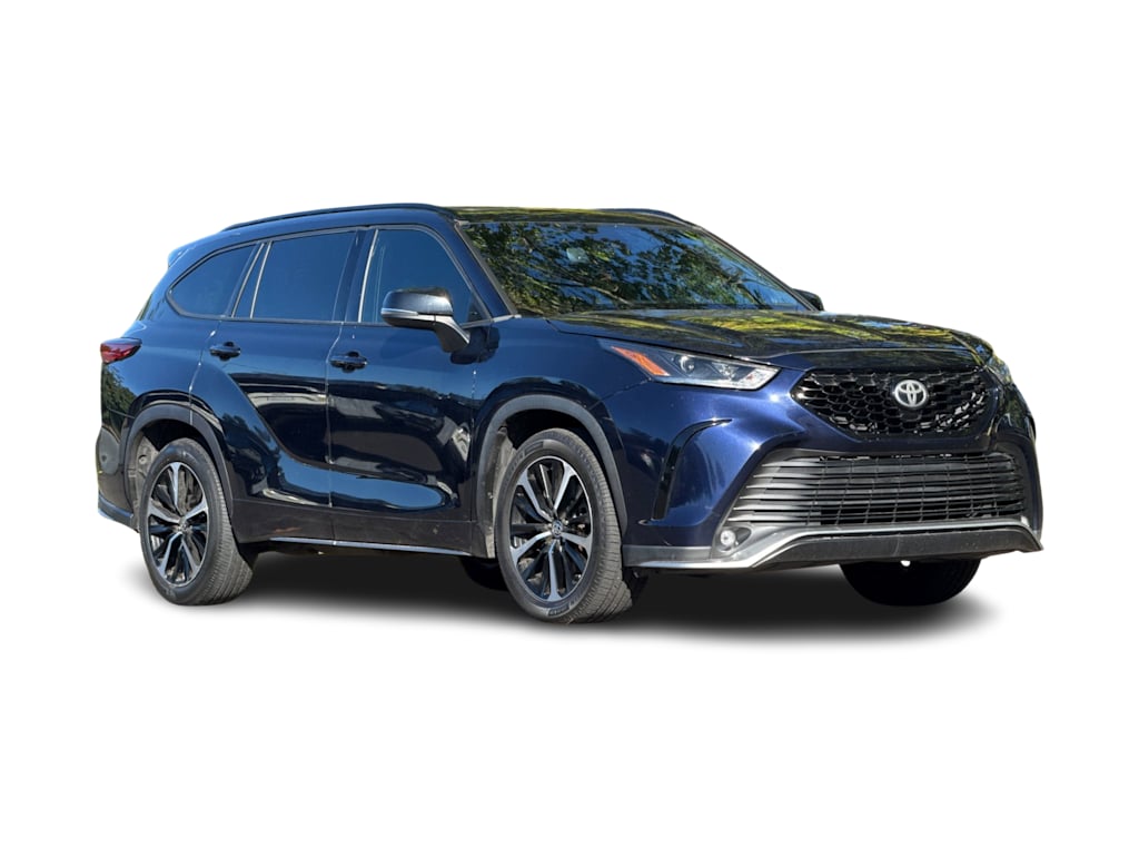 Thumbnail: 2021 Toyota Highlander - 20