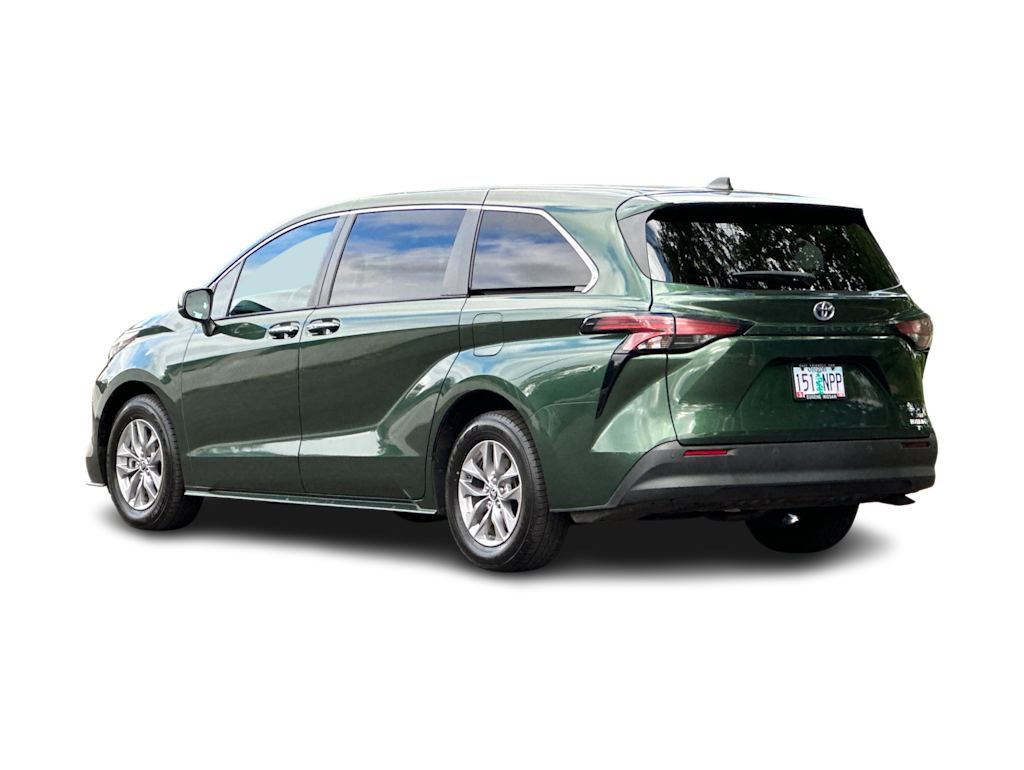 Thumbnail: 2022 Toyota Sienna - 4