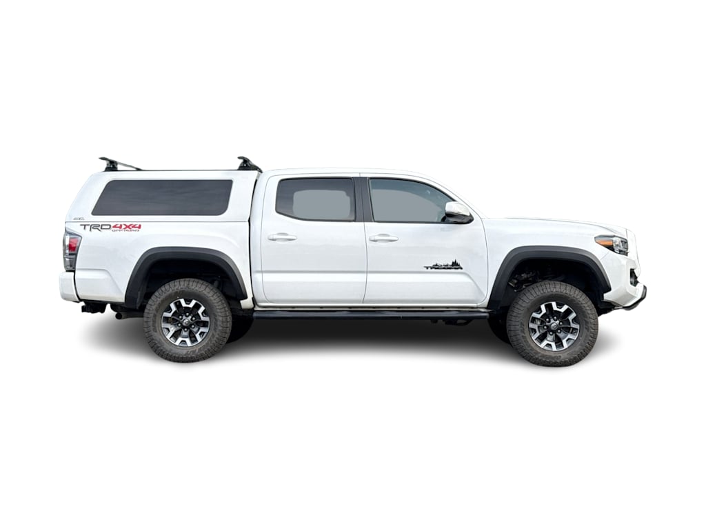 Thumbnail: 2020 Toyota Tacoma - 18