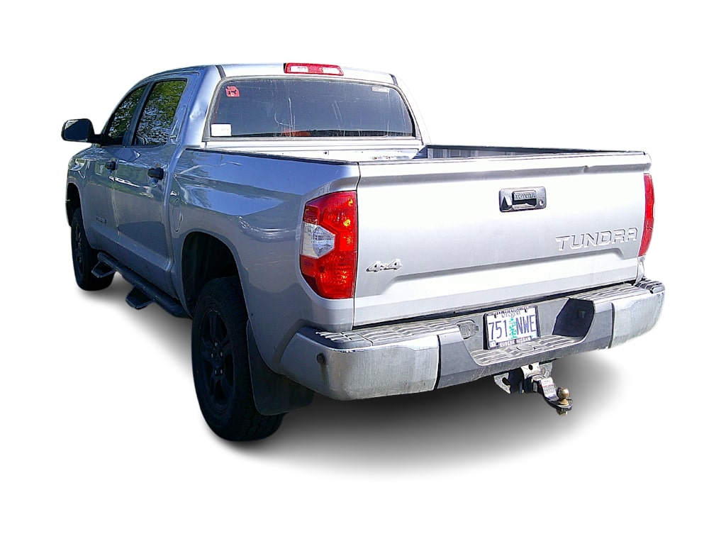 Thumbnail: 2016 Toyota Tundra - 3
