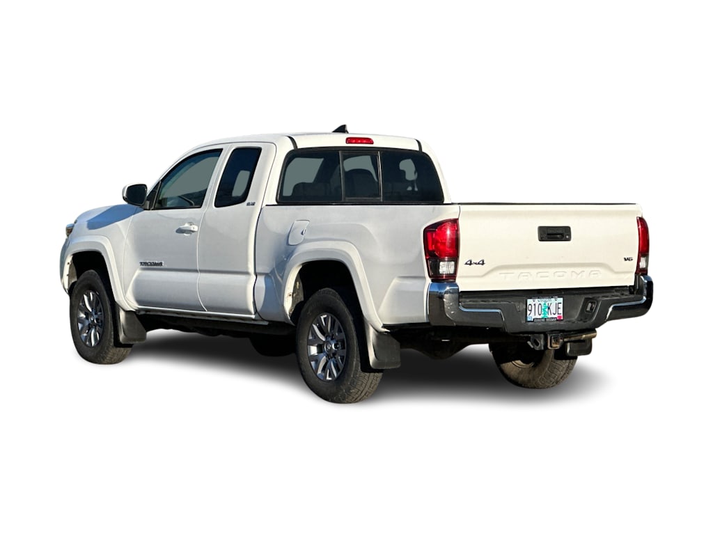 2018 Toyota Tacoma SR5 4