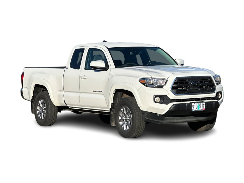 2018 Toyota Tacoma SR5 19