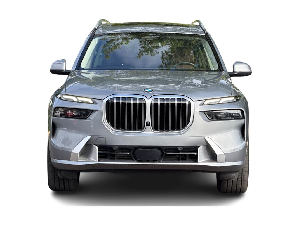 Thumbnail: 2026 BMW X7 - 6
