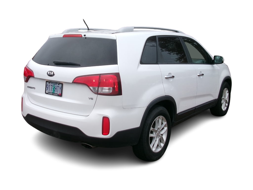 Thumbnail: 2015 Kia Sorento - 8