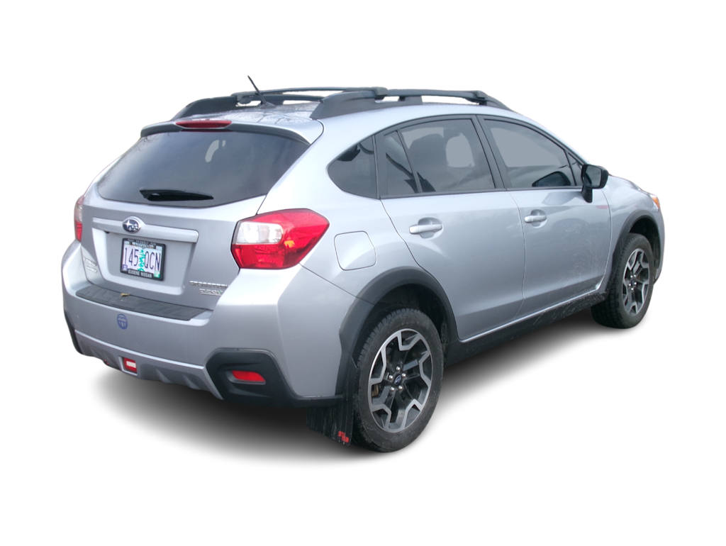 Thumbnail: 2017 Subaru Crosstrek - 9