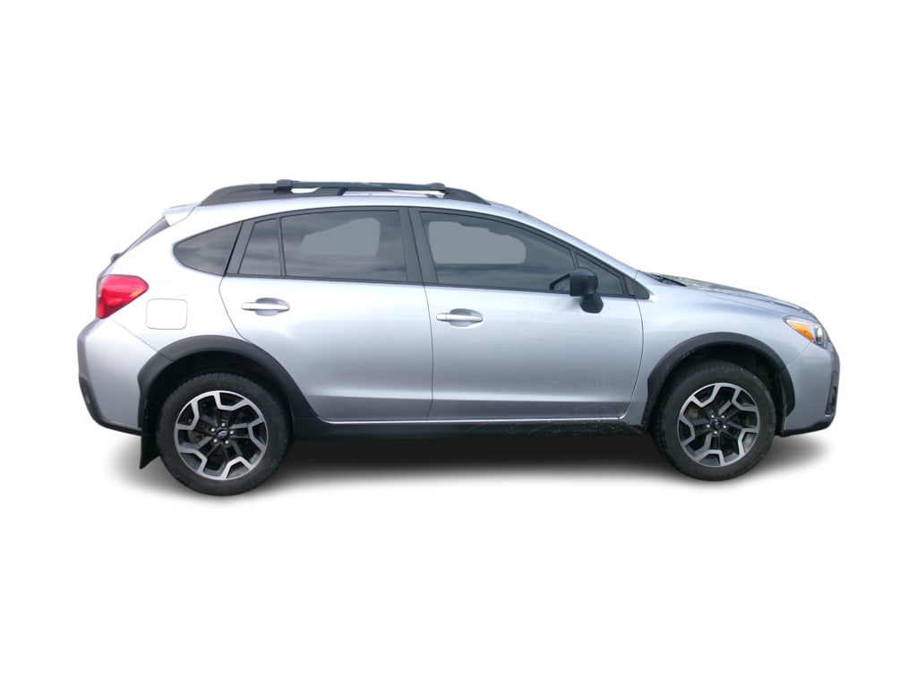 Thumbnail: 2017 Subaru Crosstrek - 10
