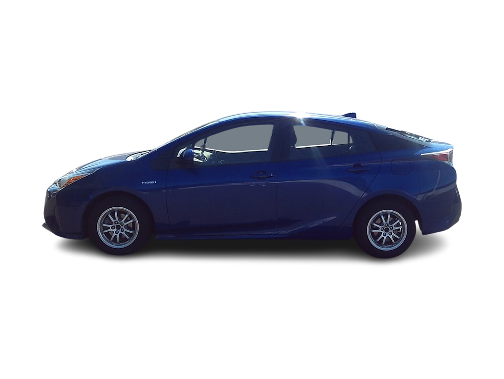 Thumbnail: 2017 Toyota Prius - 2