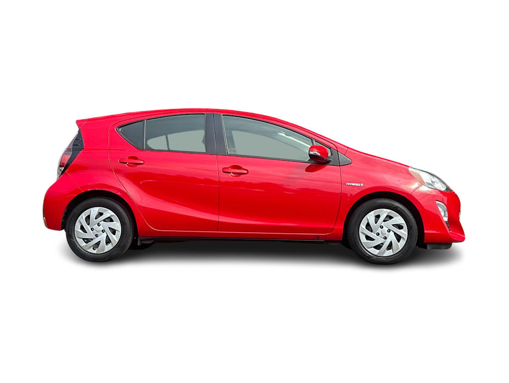 Thumbnail: 2016 Toyota Prius c - 20