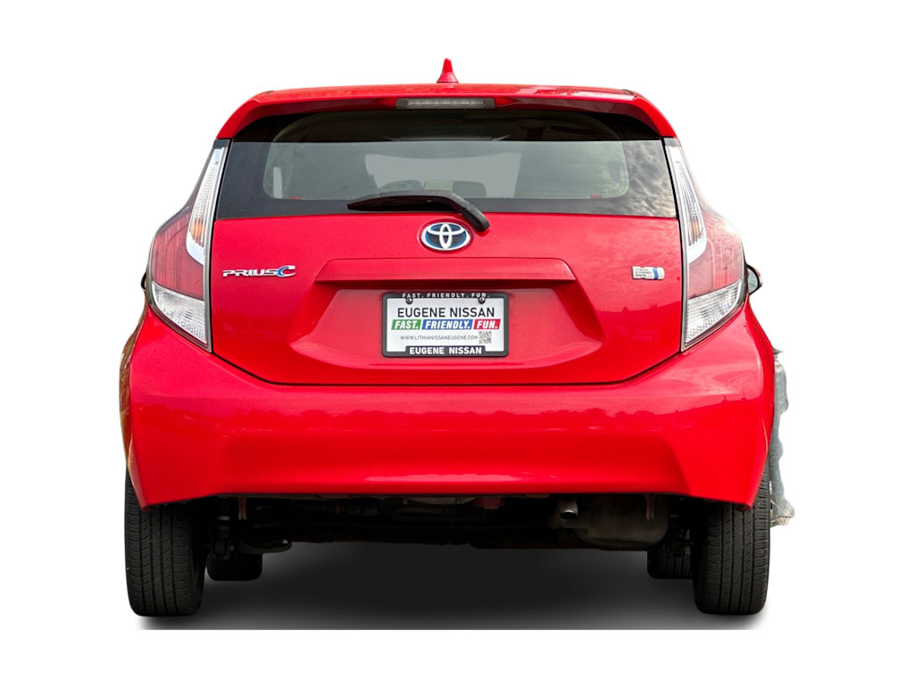 Thumbnail: 2016 Toyota Prius c - 5