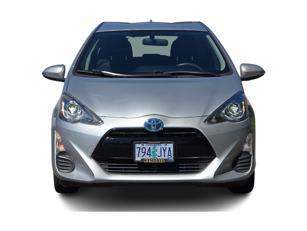 Thumbnail: 2016 Toyota Prius c - 6