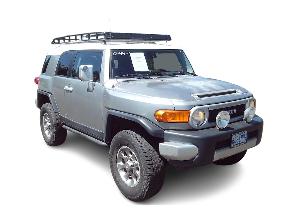 Thumbnail: 2011 Toyota FJ Cruiser - 11