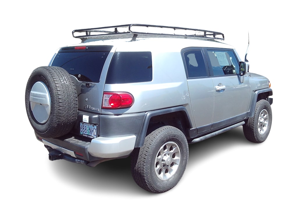 Thumbnail: 2011 Toyota FJ Cruiser - 9