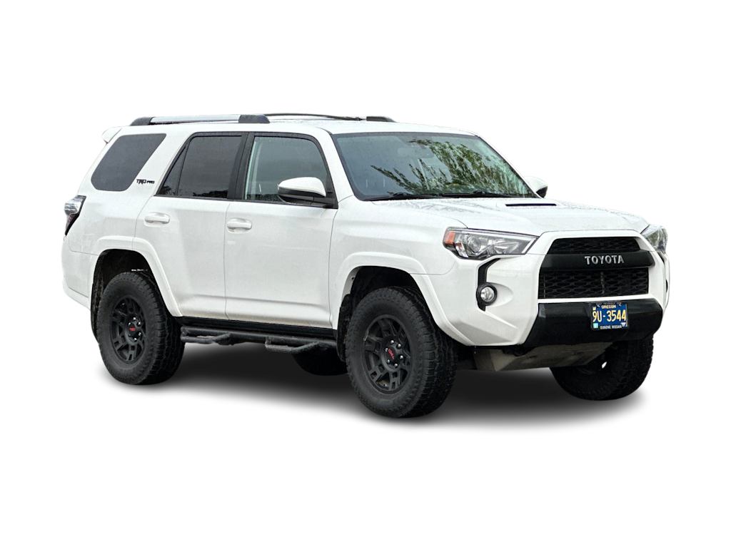 Thumbnail: 2016 Toyota 4Runner - 21