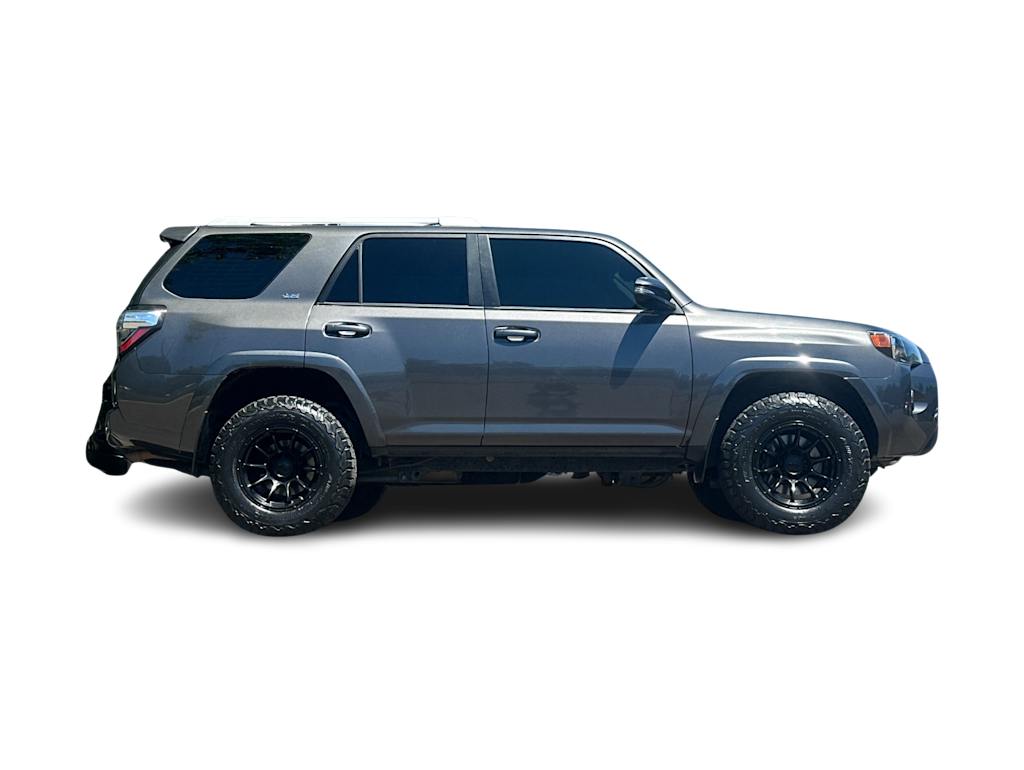 Thumbnail: 2018 Toyota 4Runner - 19