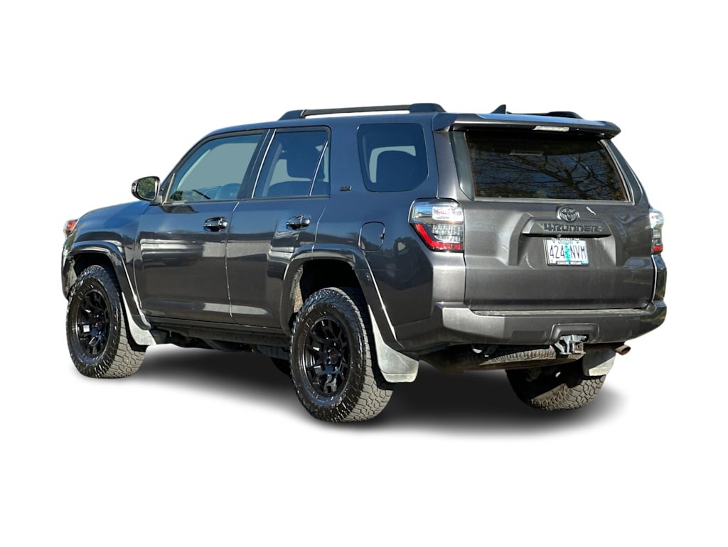 2020 Toyota 4Runner SR5 4