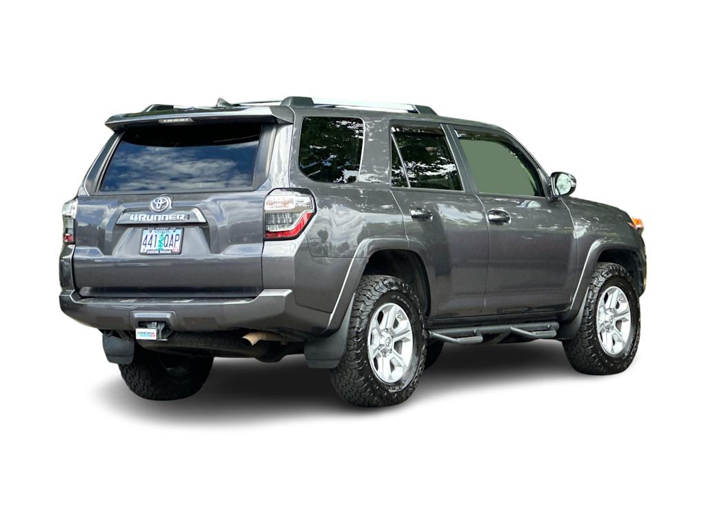 Thumbnail: 2021 Toyota 4Runner - 18