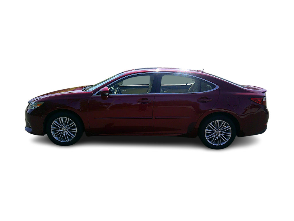 Thumbnail: 2013 Lexus ES - 2