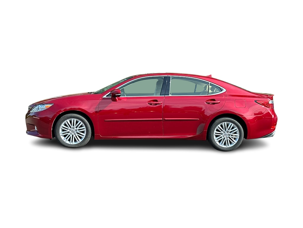 Thumbnail: 2013 Lexus ES - 3