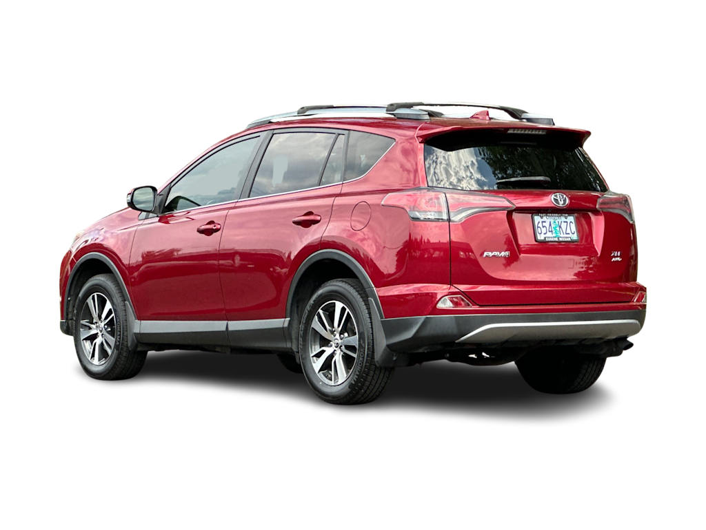 Thumbnail: 2018 Toyota RAV4 - 4