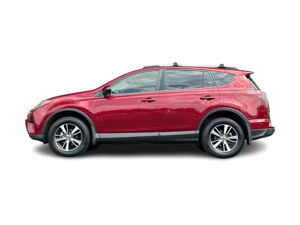 Thumbnail: 2018 Toyota RAV4 - 3