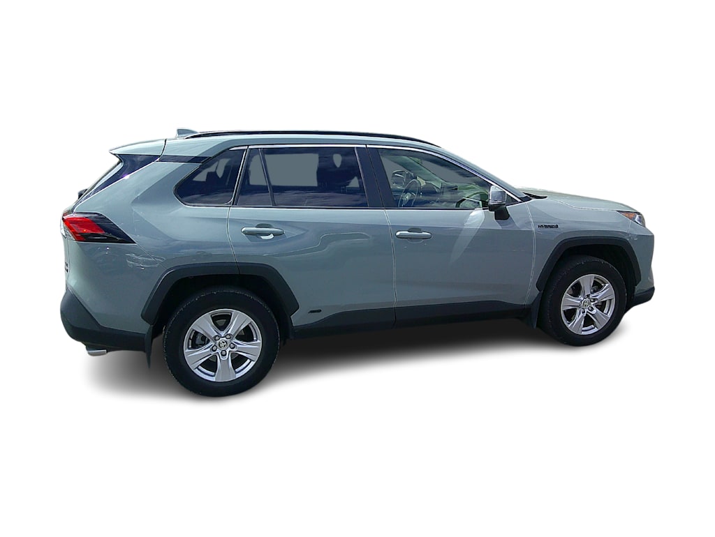 Thumbnail: 2021 Toyota RAV4 - 9