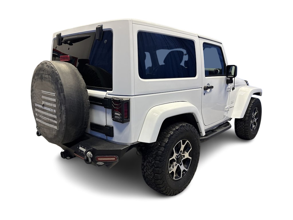 Thumbnail: 2016 Jeep Wrangler - 17