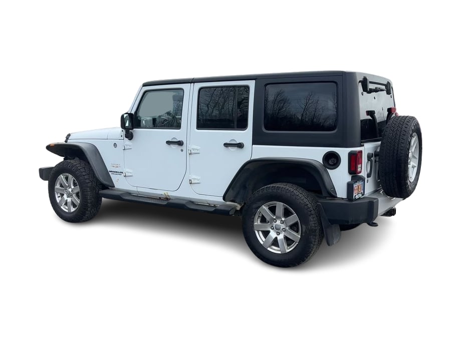 Thumbnail: 2015 Jeep Wrangler - 19