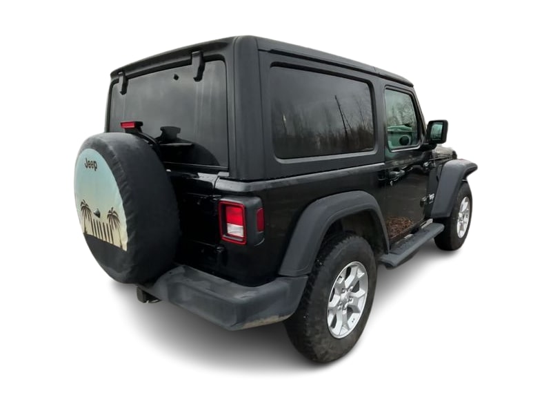 Thumbnail: 2021 Jeep Wrangler - 23