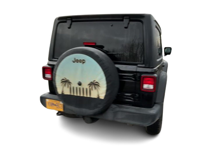 Thumbnail: 2021 Jeep Wrangler - 22