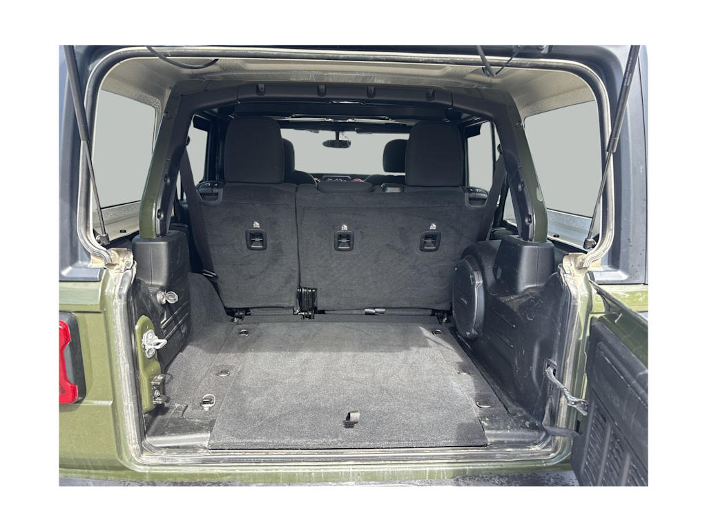 Thumbnail: 2021 Jeep Wrangler - 14