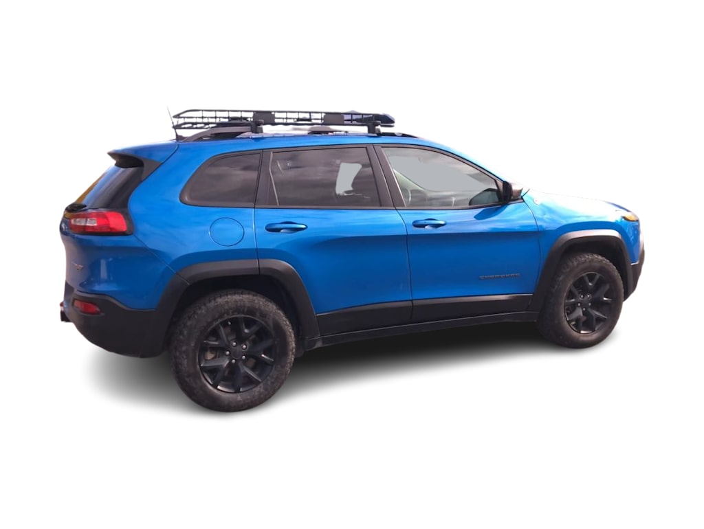 Thumbnail: 2018 Jeep Cherokee - 25