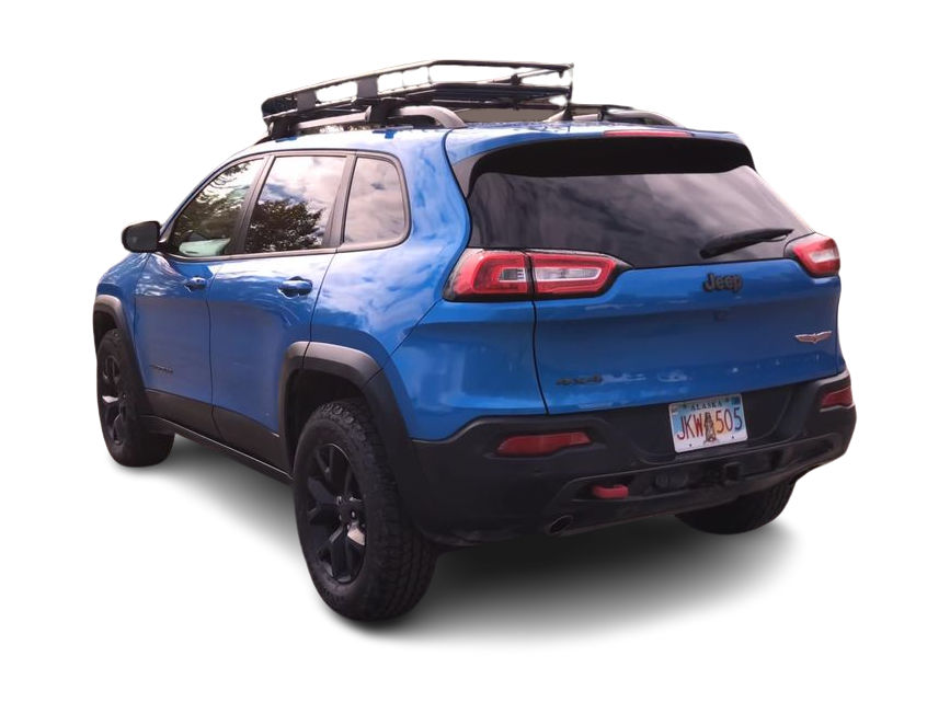 Thumbnail: 2018 Jeep Cherokee - 22