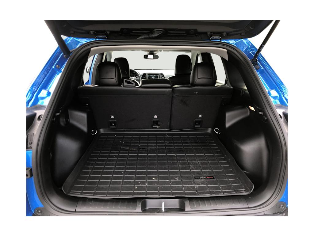 Thumbnail: 2021 Jeep Cherokee - 15