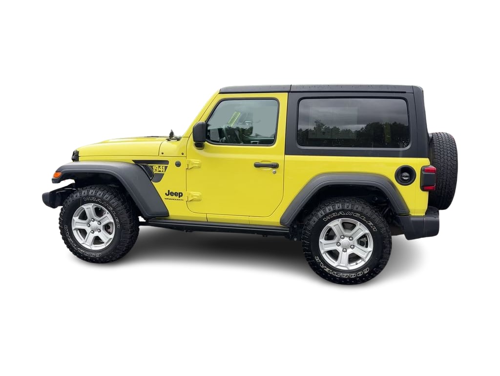 Thumbnail: 2024 Jeep Wrangler - 20