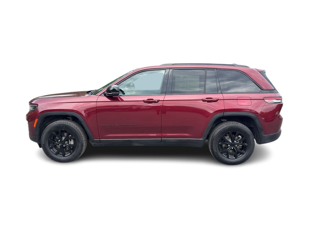 Thumbnail: 2025 Jeep Grand Cherokee - 17