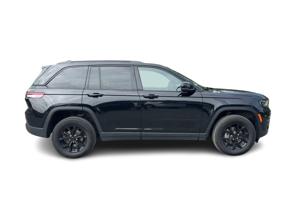 Thumbnail: 2025 Jeep Grand Cherokee - 25