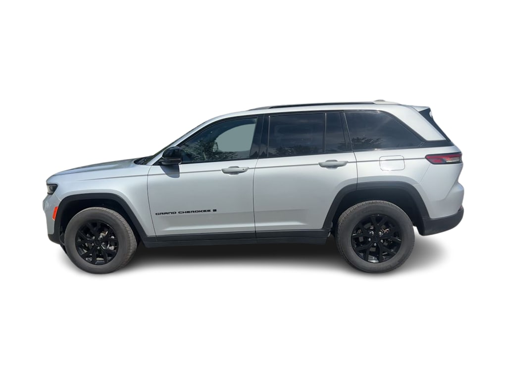 Thumbnail: 2025 Jeep Grand Cherokee - 19