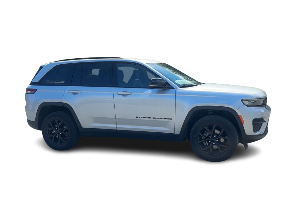 Thumbnail: 2025 Jeep Grand Cherokee - 26