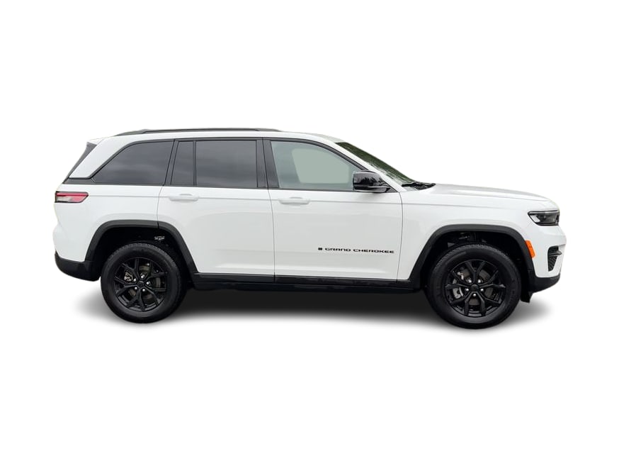 Thumbnail: 2025 Jeep Grand Cherokee - 25