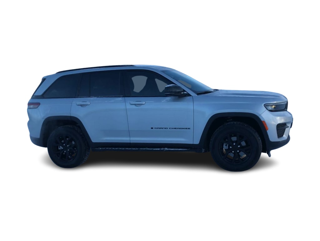 2024 Jeep Grand Cherokee Laredo 23