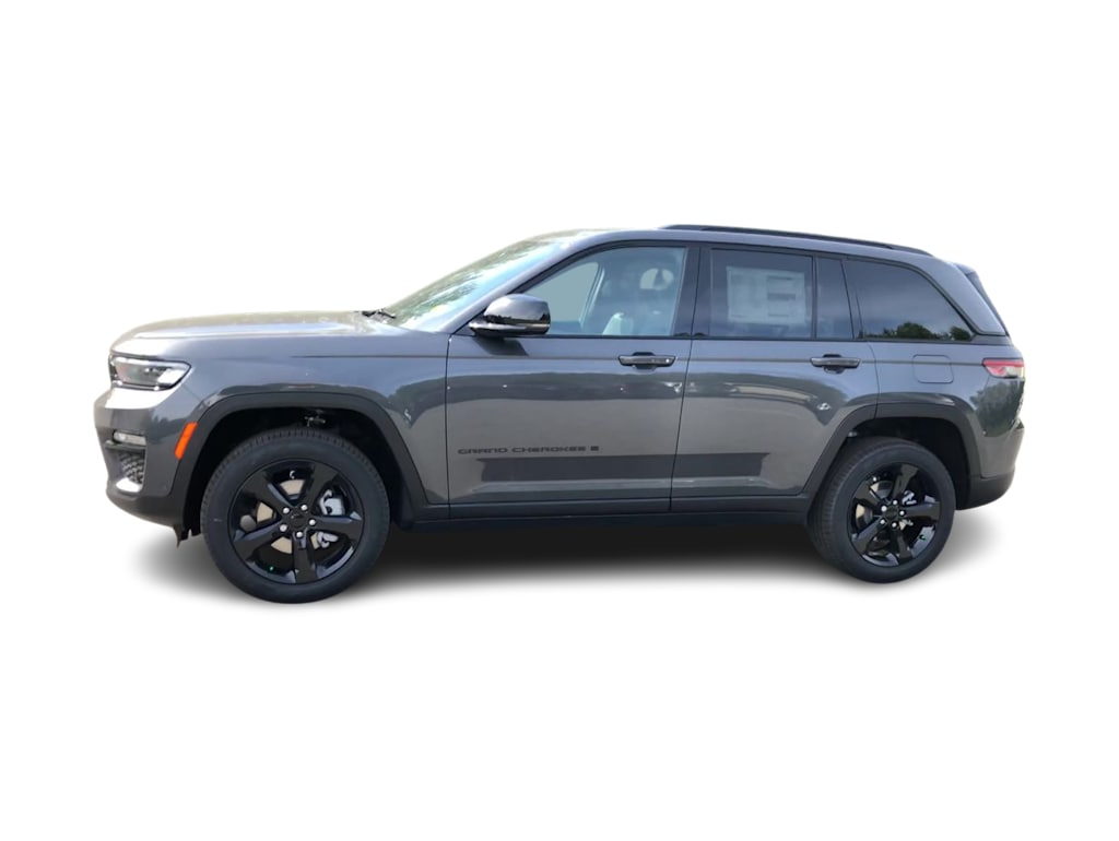 Thumbnail: 2025 Jeep Grand Cherokee - 18
