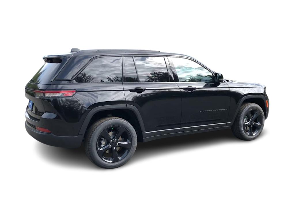 Thumbnail: 2025 Jeep Grand Cherokee - 22