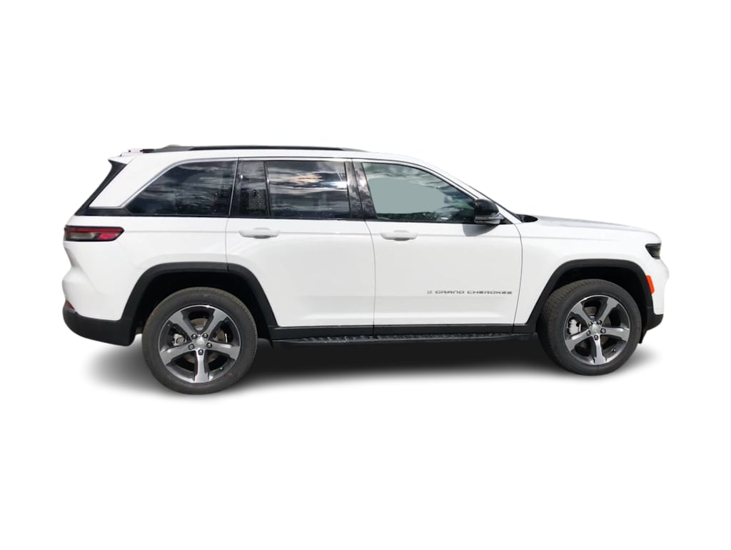 Thumbnail: 2025 Jeep Grand Cherokee - 24