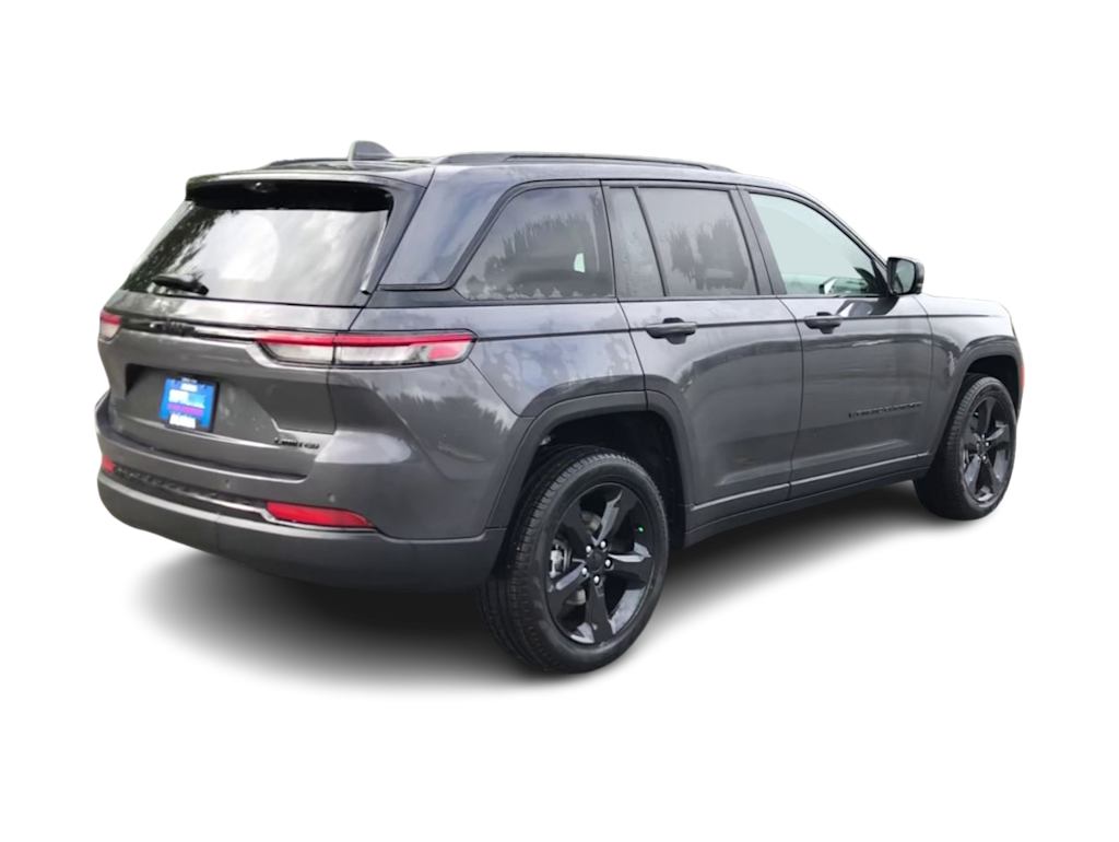 Thumbnail: 2023 Jeep Grand Cherokee - 24