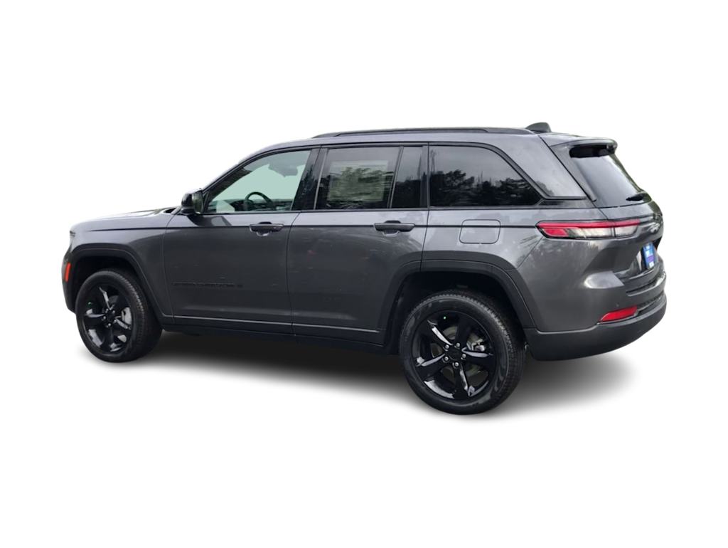 Thumbnail: 2023 Jeep Grand Cherokee - 22