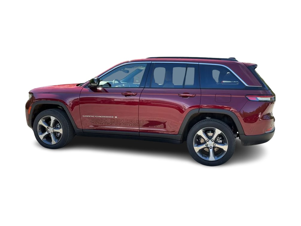 Thumbnail: 2026 Jeep Grand Cherokee - 18