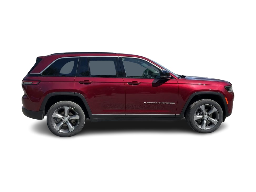 Thumbnail: 2026 Jeep Grand Cherokee - 24