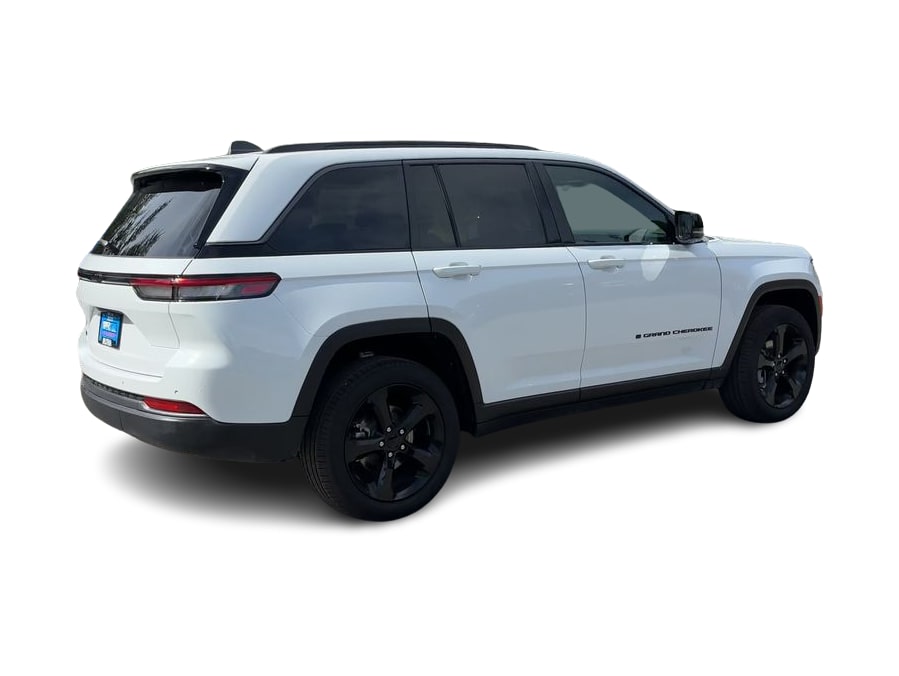 Thumbnail: 2026 Jeep Grand Cherokee - 22