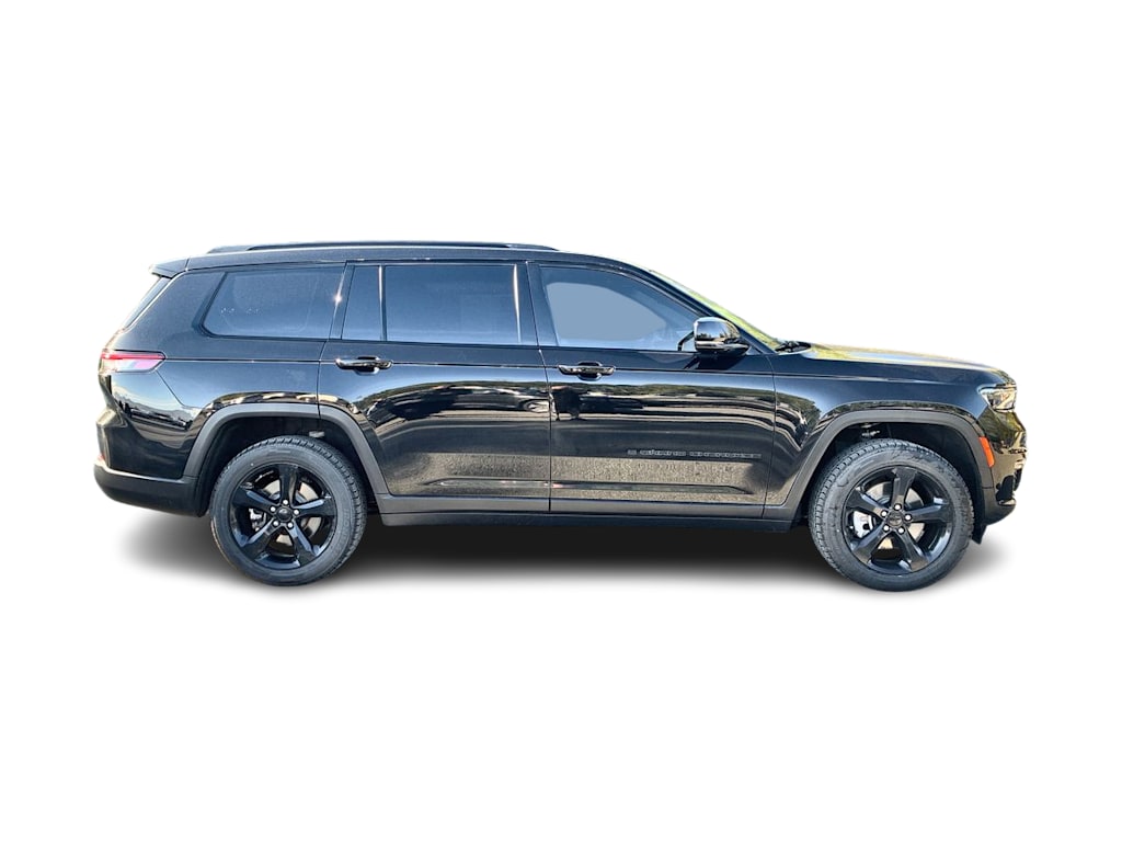 Thumbnail: 2025 Jeep Grand Cherokee L - 16